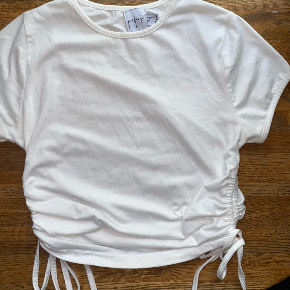 White bow top